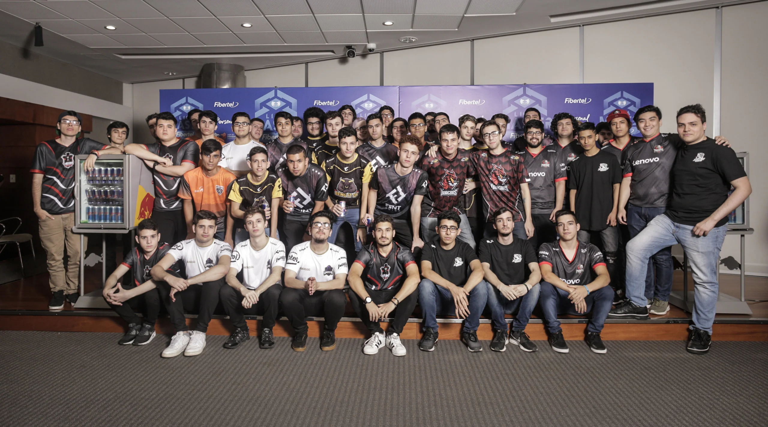 Foto grupal - Liga Máster Fibertel