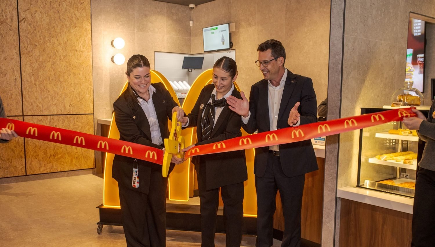 McDonald’s inauguró su séptimo restaurante en Mar del Plata y generó 70 nuevos puestos de trabajo 1